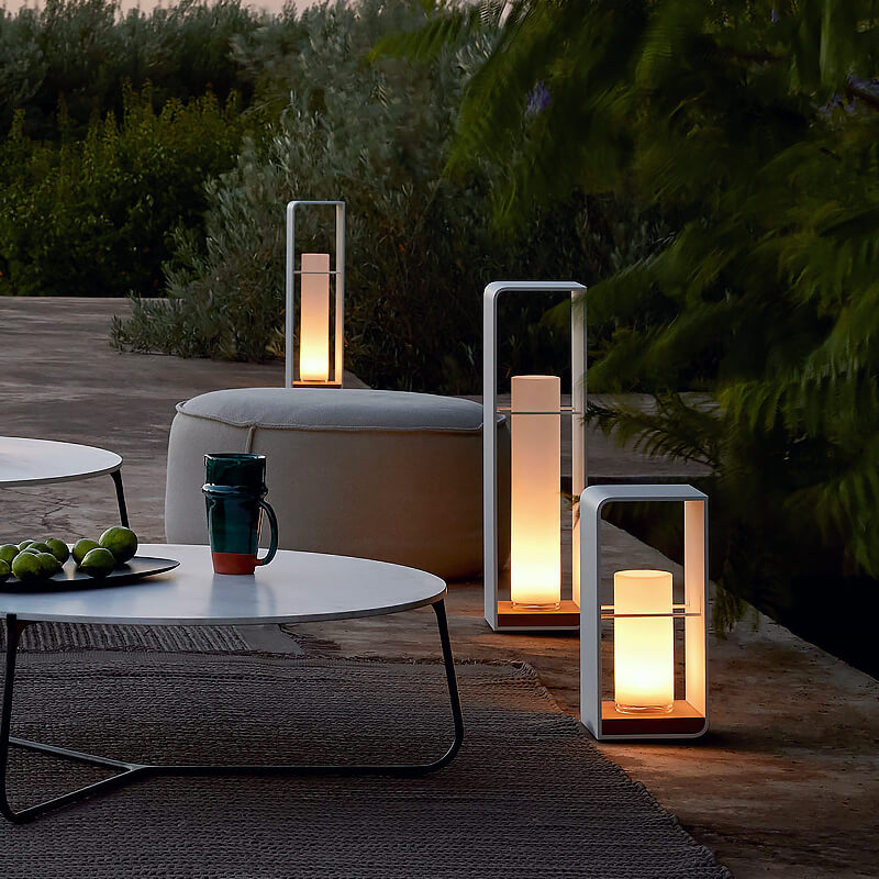 Modern Square Outdoor LED Light – Solar Wall & Path Lamp, Waterproof Aluminum