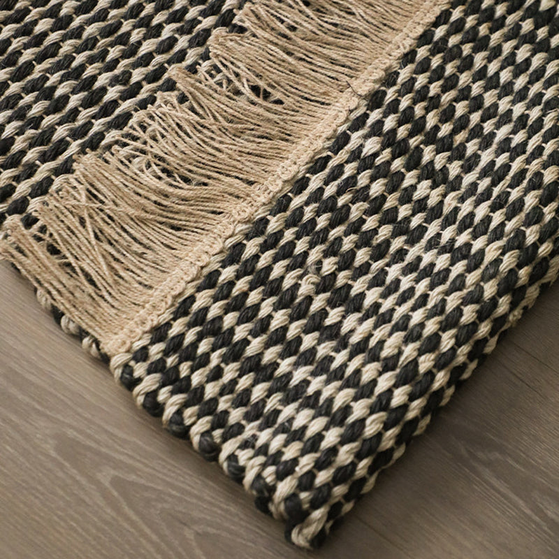Chunky Woven Jute Rug – Reversible Double-Sided Fringe Rug for Bedroom and Entryway
