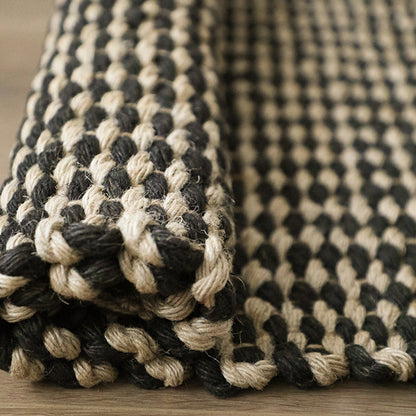 Chunky Woven Jute Rug – Reversible Double-Sided Fringe Rug for Bedroom and Entryway