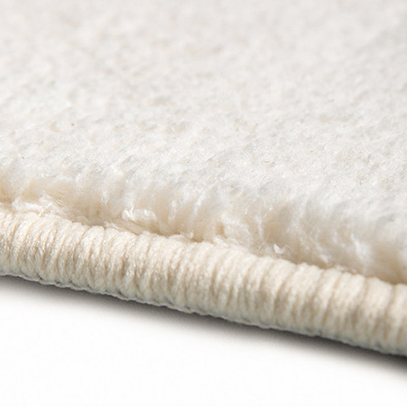Yuletide Bloom Christmas Round Rug – Faux Cashmere Holiday Area Rug