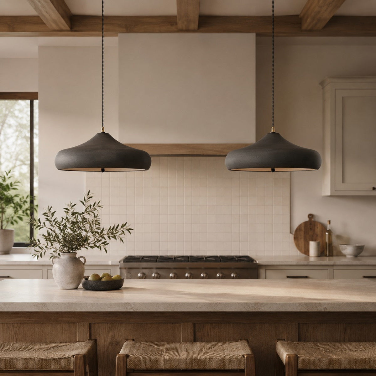 Sculptural Disc Pendant Light | Adjustable LED Suspension