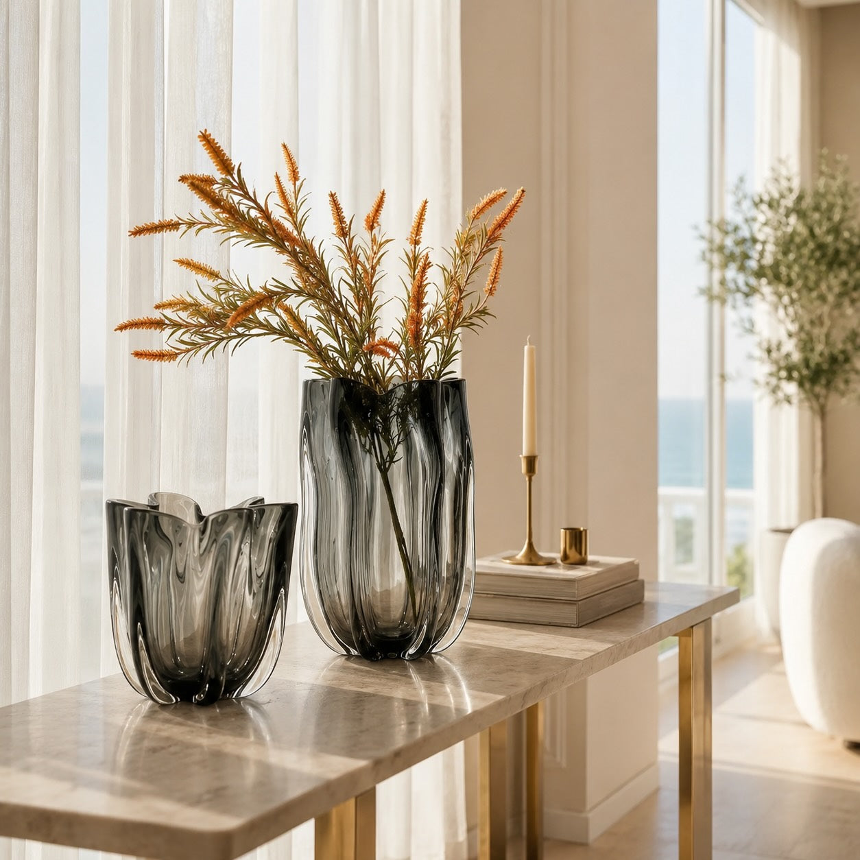 Hand-Blown Glass Flower Vase – Large Unique Sculptural Vessel