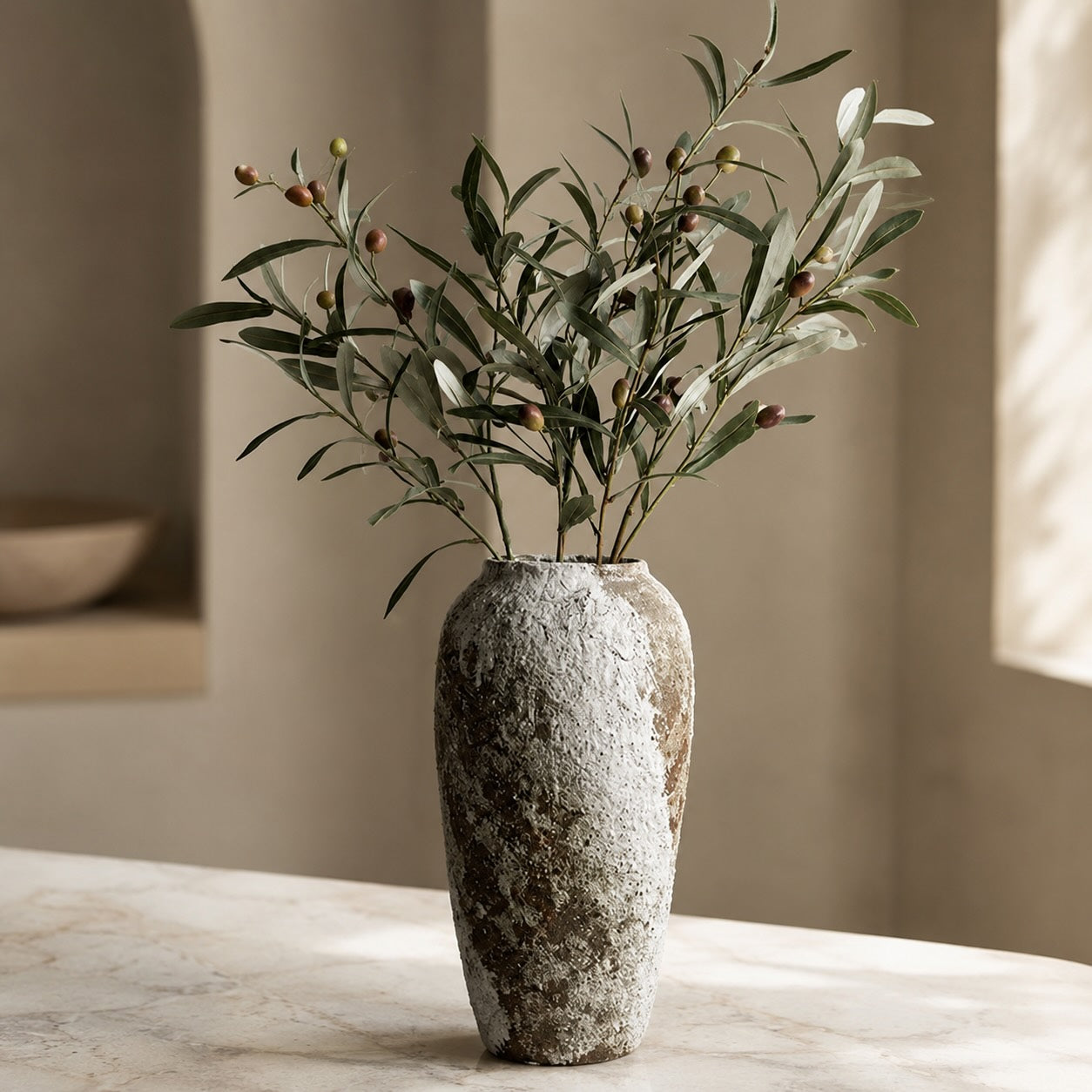 Minimalist Ceramic Vase – Stone-Textured Decorative Accent