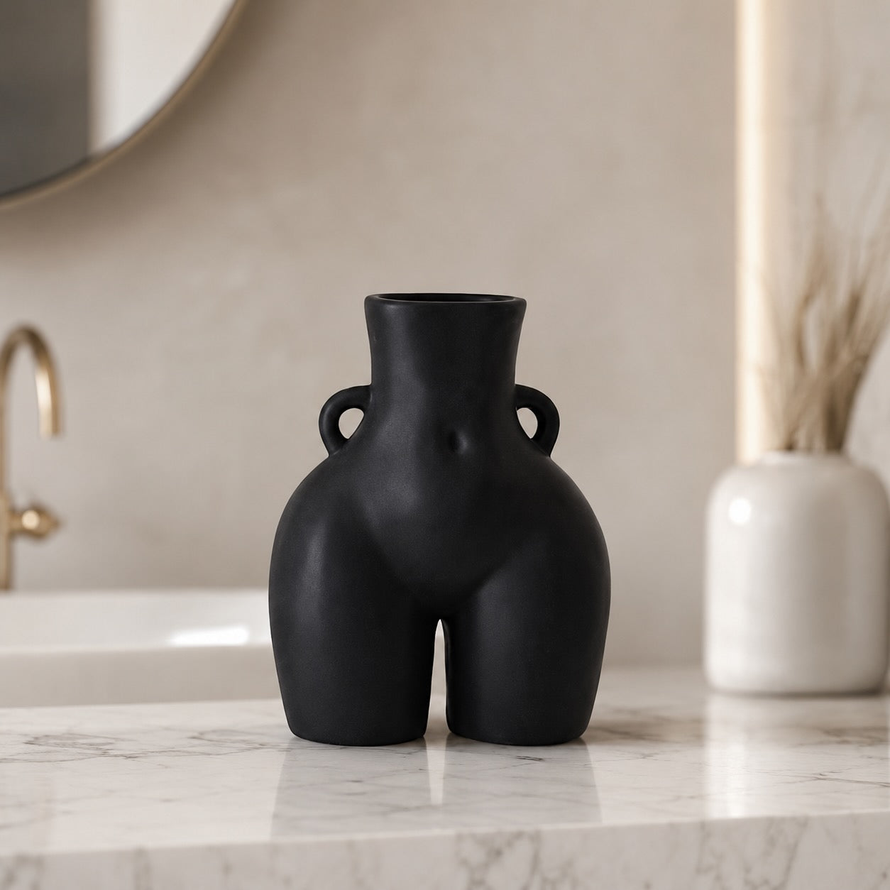 Minimalist Ceramic Flower Vase – Eco-Friendly Matte Decorative Vase