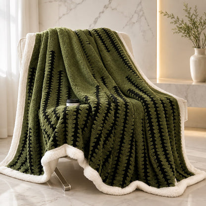 Cozy Flannel Throw Blanket – Lightweight Soft Velvet Portable Throw