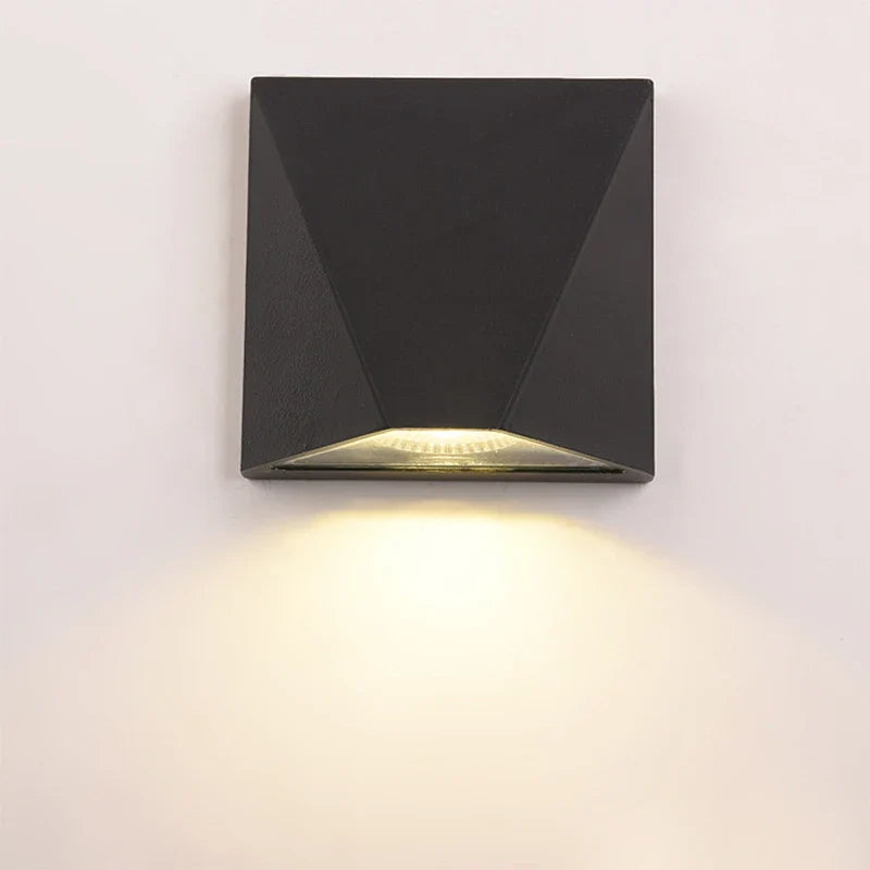 Modern Black LED Wall Light – 5W Waterproof Aluminum Outdoor Wall Lamp