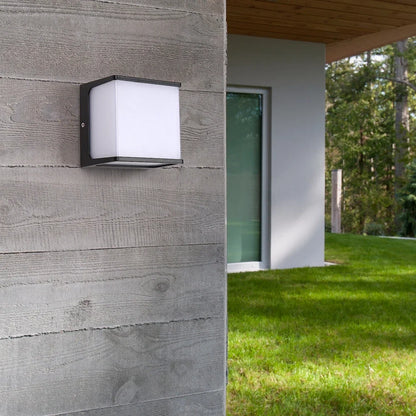 AeroCube Outdoor Wall Light – Modern Square LED Wall Lamp, IP65 Waterproof
