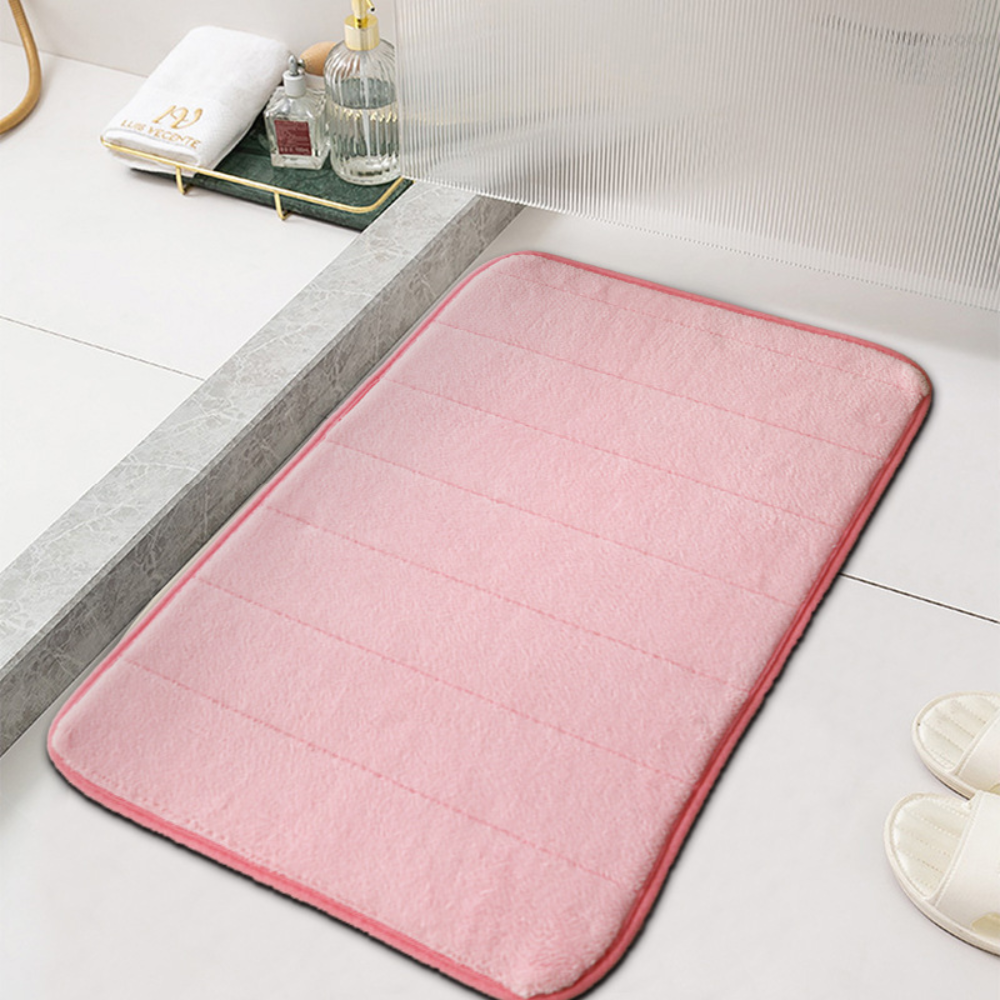 UltraSoft Absorbent Bath Mat – Plush Microfiber Anti-Slip Fast-Dry Mat