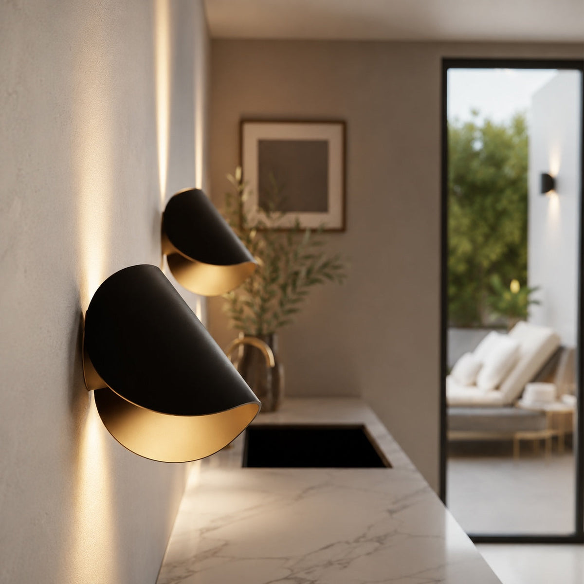 Up Down LED Wall Light | Dimmable Aluminum Indoor Sconce