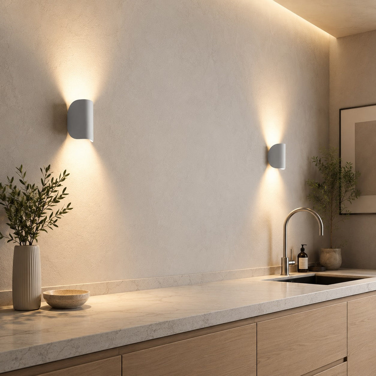 Up Down LED Wall Light | Dimmable Aluminum Indoor Sconce