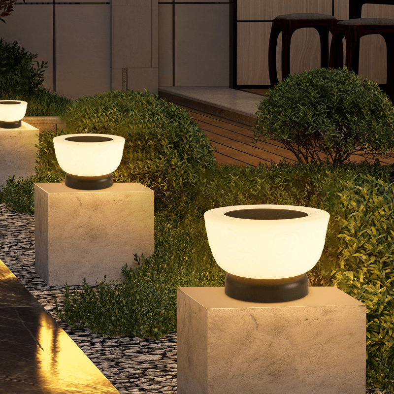 Solar Landing Light – Modern Outdoor LED Pathway Lamp, Dusk to Dawn