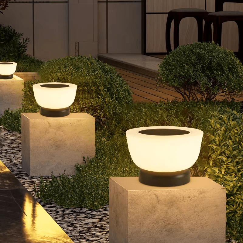 Solar Landing Light – Modern Outdoor LED Pathway Lamp, Dusk to Dawn