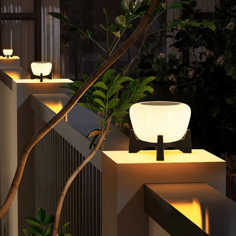 Solar Landing Light – Modern Outdoor LED Pathway Lamp, Dusk to Dawn