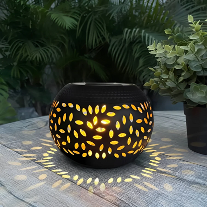 LumoPattern Solar Garden Light – Decorative Metal Lantern with Shadow Pattern Glow